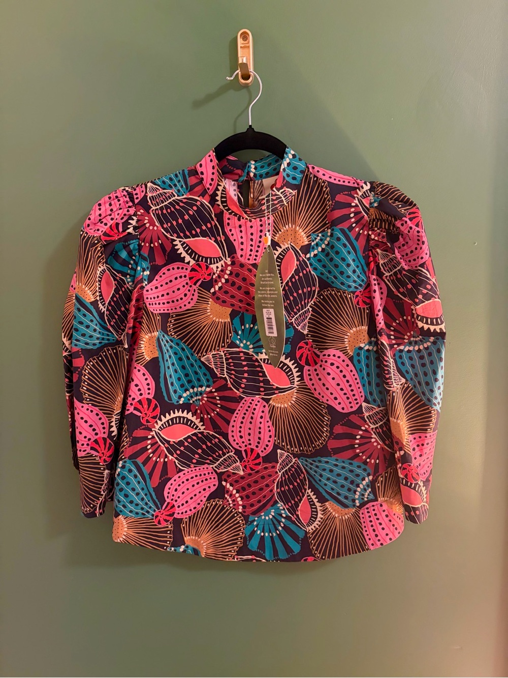 FARM Rio Multicolor Shell-Print High-Neck Blouse - Picture 2 of 5